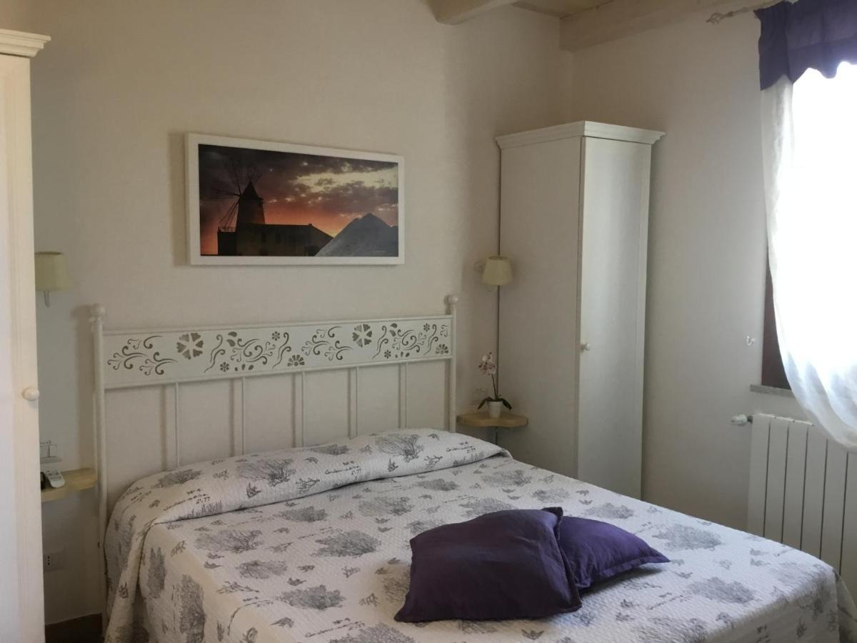Borgo Della Luna Birgi Vecchi Luaran gambar